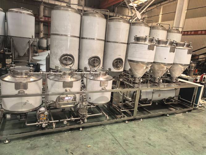 龙港数控啤酒设备多少钱一套？新手开精酿酒吧能直接上手吗